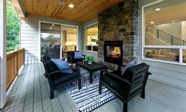  Why is your deck paint peeling? Common causes and professional solutions